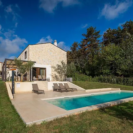 Σπίτι διακοπών Villa-veritas *