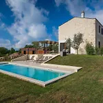 Villa-veritas * Višnjan