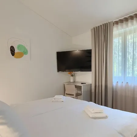 Villa-veritas *