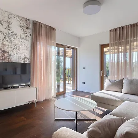 Villa-veritas