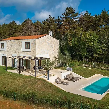 Villa-veritas Visnjan